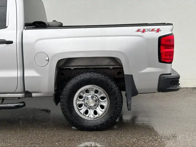 2017 Chevrolet Silverado 1500 4WD V8 CREW CAB-CAMERA-TONNEA-NEW - Photo 3