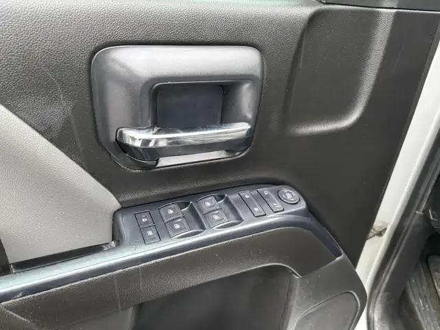 2017 Chevrolet Silverado 1500 4WD V8 CREW CAB-CAMERA-TONNEA-NEW - Photo 17