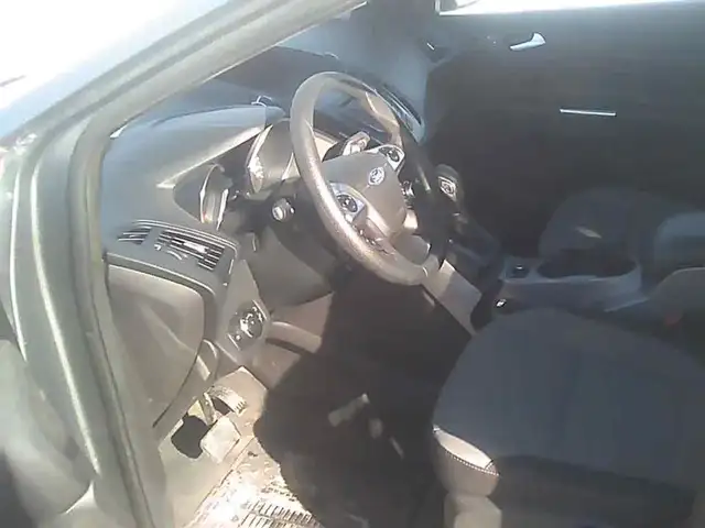 2014 Ford Escape AWD  (very low klms) - Photo 5