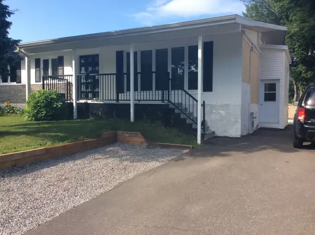 CHAMBRE NON FUMEUR VOISIN UNI. LAVAL 540$ - Photo 6