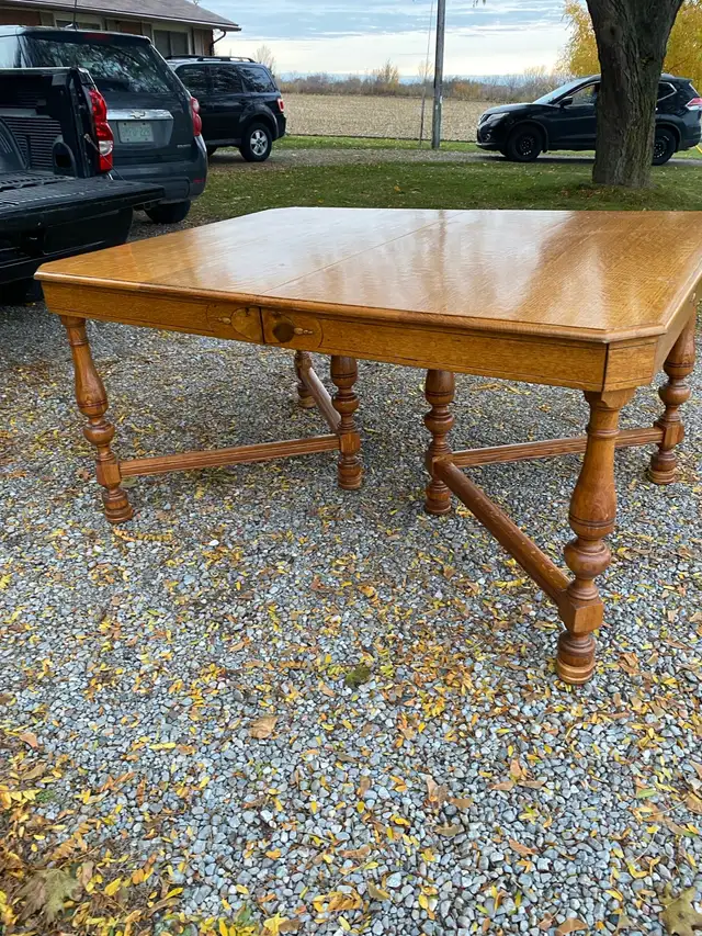 Solid Oak Kitchen Table