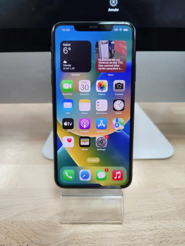 SUPER OFFRE : iPhone 11 Pro Max À SAISIR - Photo 2