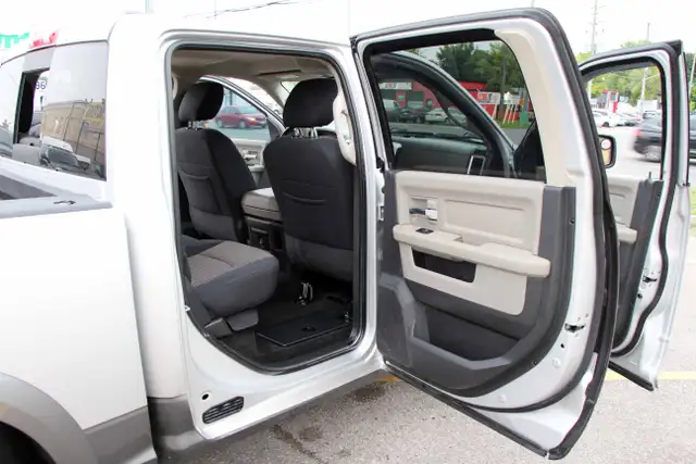 2012 Ram 1500 Outdoorsman Crew Cab  Nav  Back-up Cam Certified - Photo 8