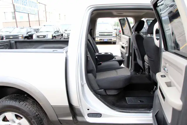 2012 Ram 1500 Outdoorsman Crew Cab  Nav  Back-up Cam Certified - Photo 11