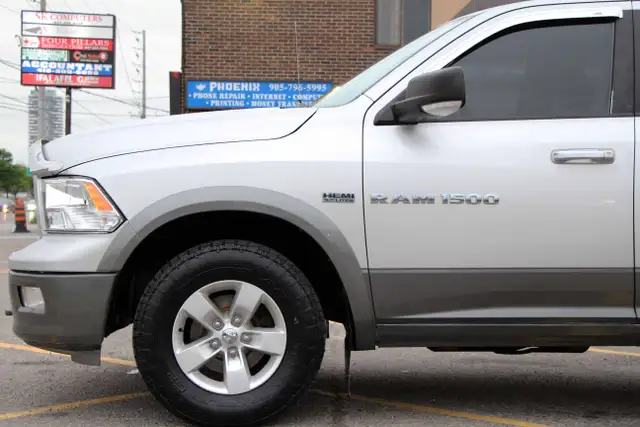 2012 Ram 1500 Outdoorsman Crew Cab  Nav  Back-up Cam Certified - Photo 28