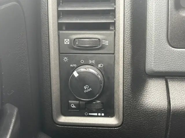 2019 RAM 1500 CLASSIC EXPRESS - B/U CAM - 4WD - AIR CONDITIONING - Photo 14