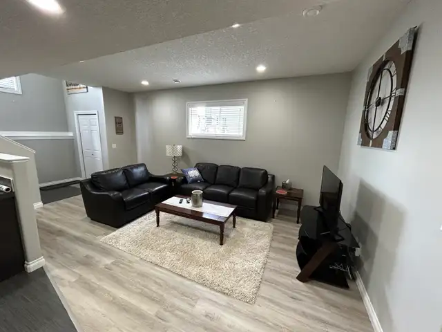 3bed Crew House - Photo 2