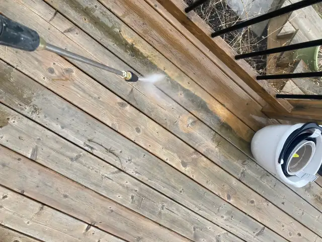 deck cleaning and repair - Photo 3