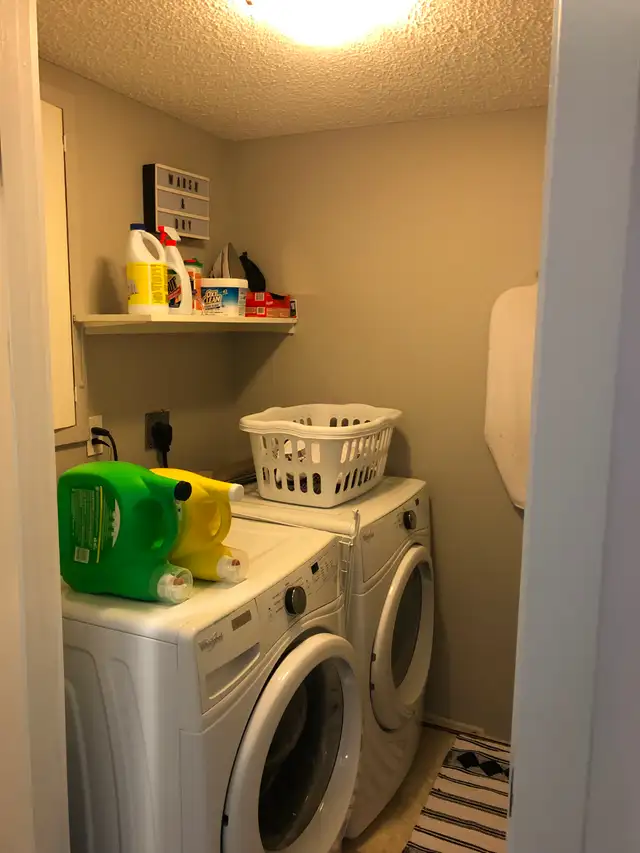 Updated 2 bed 2 bath 4plex w/ Balcony in Killarney - $1995 - Photo 6