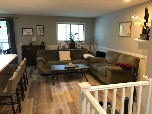 Updated 2 bed 2 bath 4plex w/ Balcony in Killarney - $1995 - Photo 10