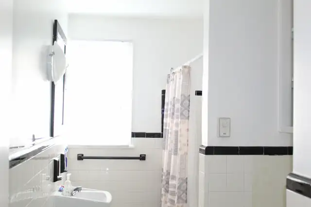 1er juillet à côté Cégep Garneau, Ste-Foy et Université  Laval - Photo 4