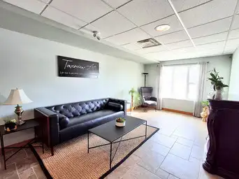 Luxury 2 Bedroom Apartment in Exeter ALL INCLUSIVE - Photo 5