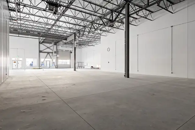 3020 Hawthorne Rd., Unit 100C | Showroom Space for Lease, Ottawa - Photo 18