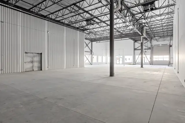 3020 Hawthorne Rd., Unit 100C | Showroom Space for Lease, Ottawa - Photo 20