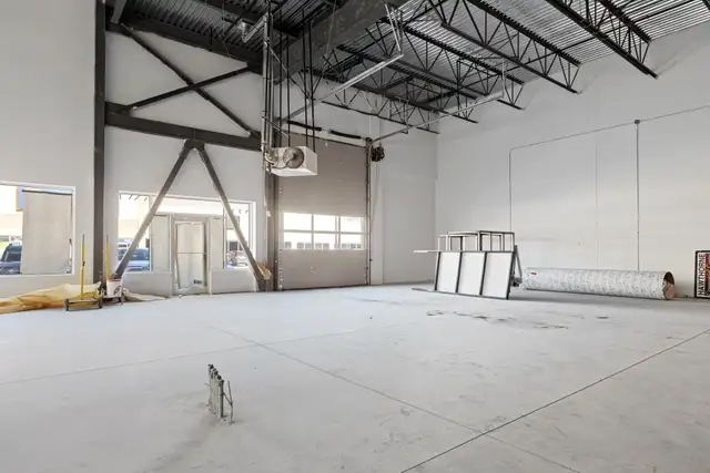 3020 Hawthorne Rd., Unit 100C | Showroom Space for Lease, Ottawa - Photo 26