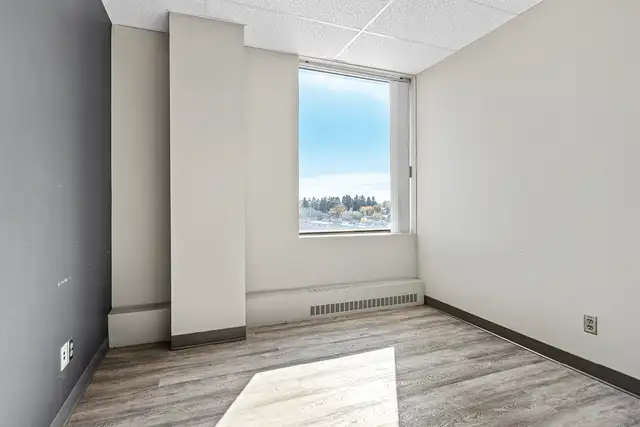 Prime Medical Office & Clinic Spaces | 885 Meadowlands Drive - Photo 19