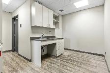 Prime Medical Office & Clinic Spaces | 885 Meadowlands Drive - Photo 27