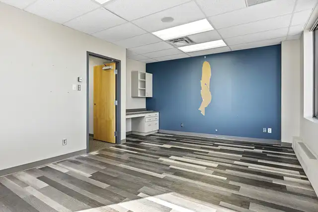 Prime Medical Office & Clinic Spaces | 885 Meadowlands Drive - Photo 35