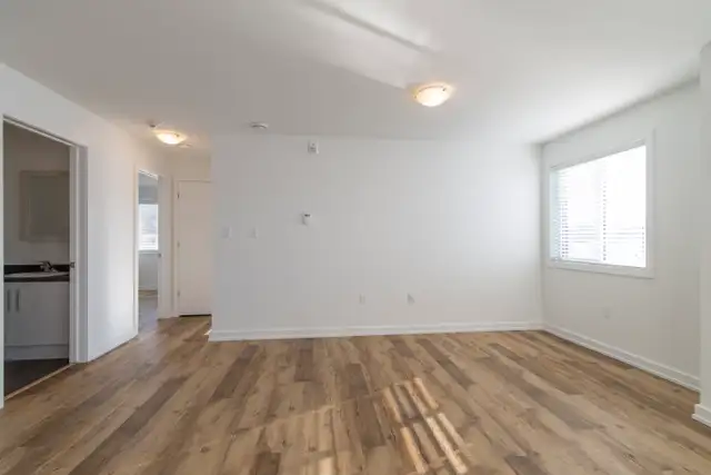 AVAILABLE NOW - LARGE TWO BEDROOM UNIT- ALFRED - Photo 6