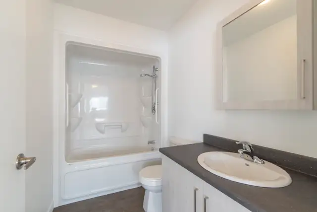 AVAILABLE NOW - LARGE TWO BEDROOM UNIT- ALFRED - Photo 7