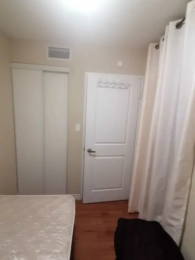 Furnished room for rent - $750 starting in May1 - Photo 3