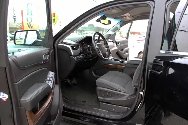 2016 Chevrolet Suburban LS 4x4 1-Owner Certified 2 Year W - Photo 25