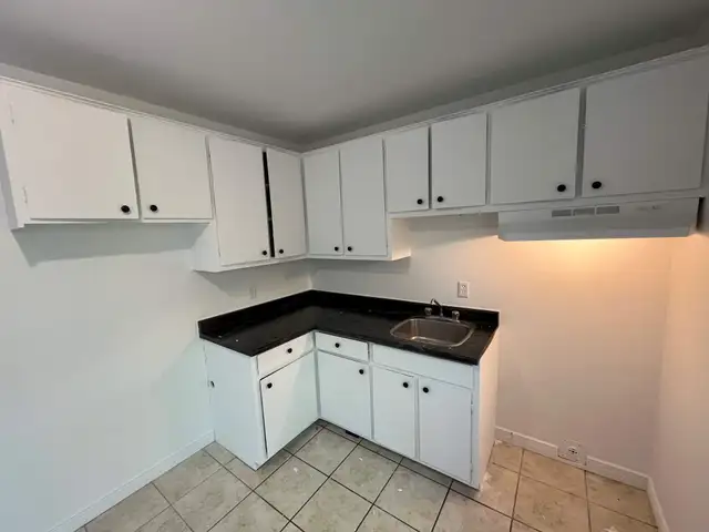 2 CH - 1 SDB - Québec - $1,217 /mo