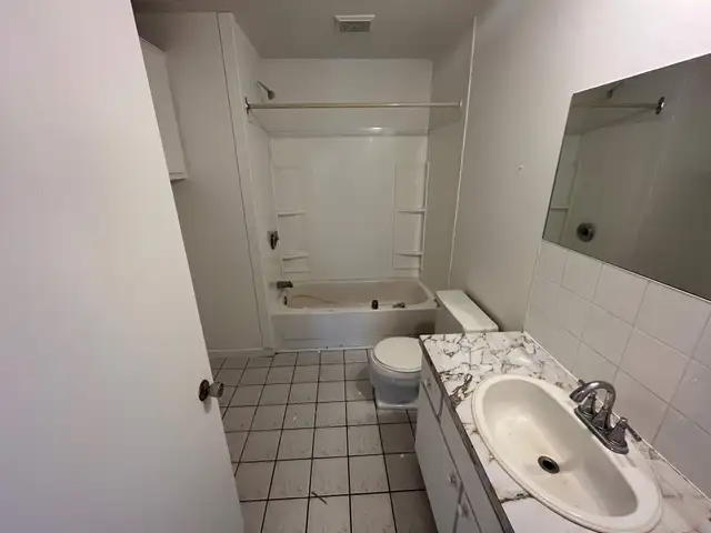 2 CH - 1 SDB - Québec - $1,217 /mo - Photo 2