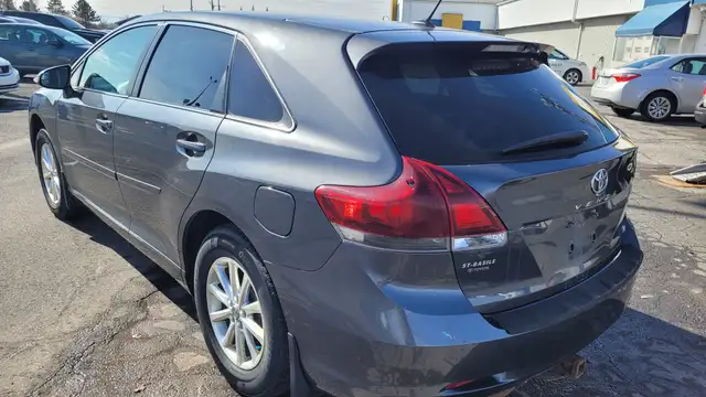 2013 Toyota Venza LE - Photo 8