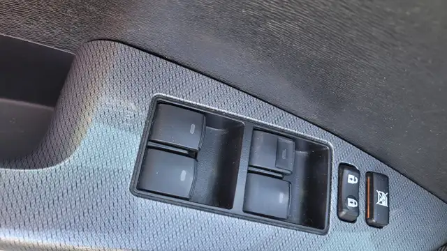 2013 Toyota Venza LE - Photo 10