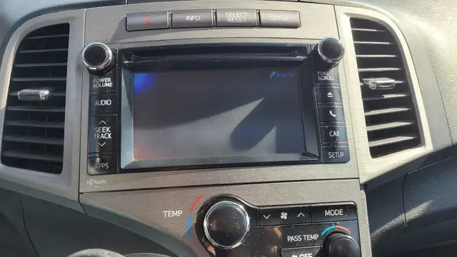 2013 Toyota Venza LE - Photo 15