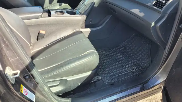 2013 Toyota Venza LE - Photo 19