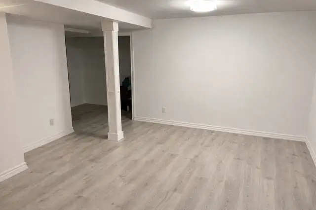 Legal Walkout Basement for Rent – Ajax $1600 All Incl. - Photo 2
