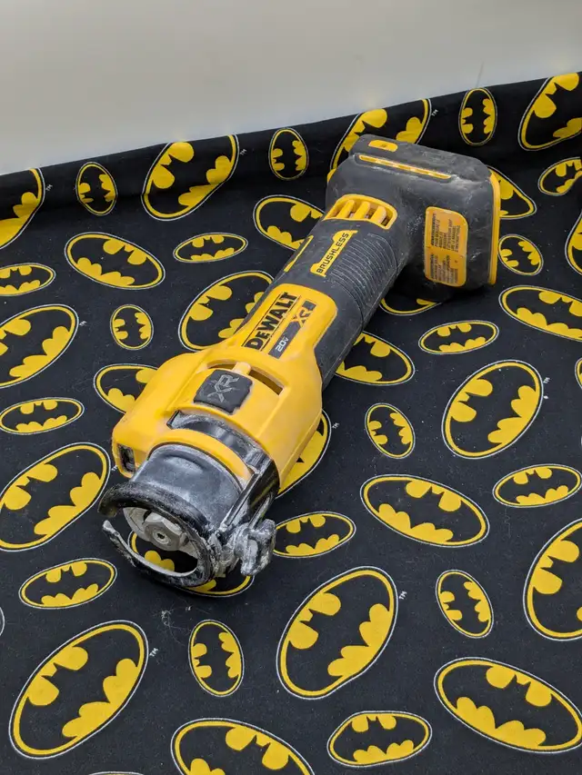 Dewalt DCE555 Cut-Out Tool (#19027) - Photo 3