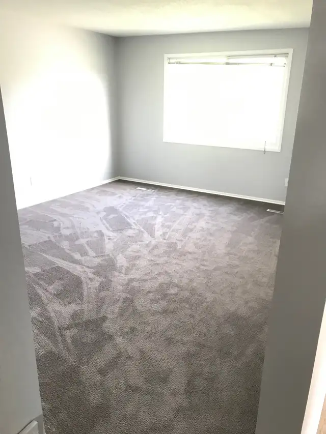 Clean, quiet 2 Br includes Utilities. Off St parking. - Photo 6