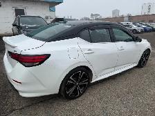 2020 Nissan Sentra SR - Photo 2