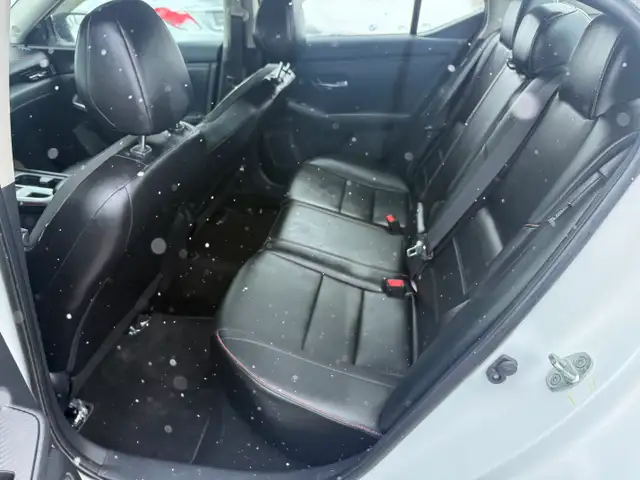 2020 Nissan Sentra SR - Photo 8