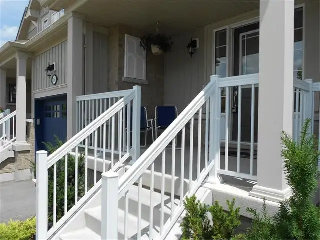 Beautiful Brookfield Home for Rent - Available June 1st, 2026 - Photo 2