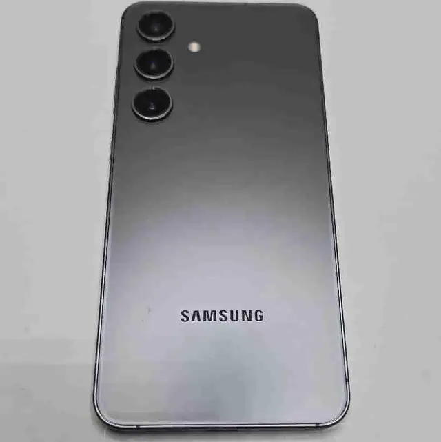 Samsung Galaxy S24 – 128GB – Excellent Condition