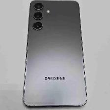 Samsung Galaxy S24 – 128GB – Excellent Condition