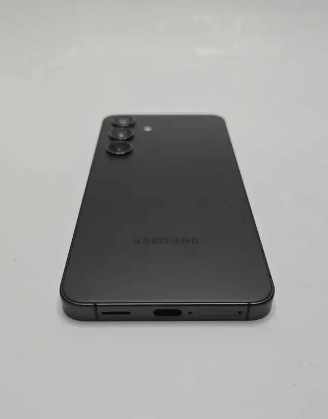 Samsung Galaxy S24 – 128GB – Excellent Condition - Photo 2