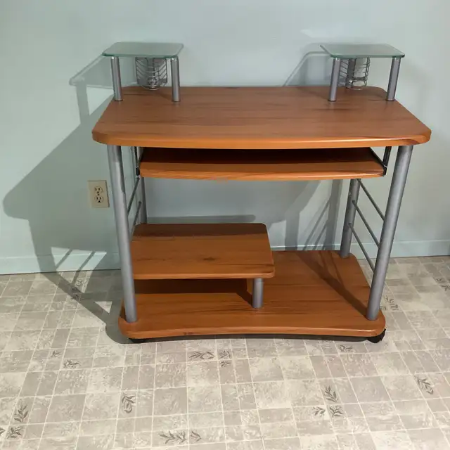 bureau d’ordinateur, couleur bretzel, d’agence à tous les décors - Photo 2