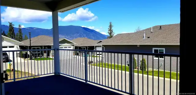 SALMON ARM - HOUSE FOR SALE - Photo 9