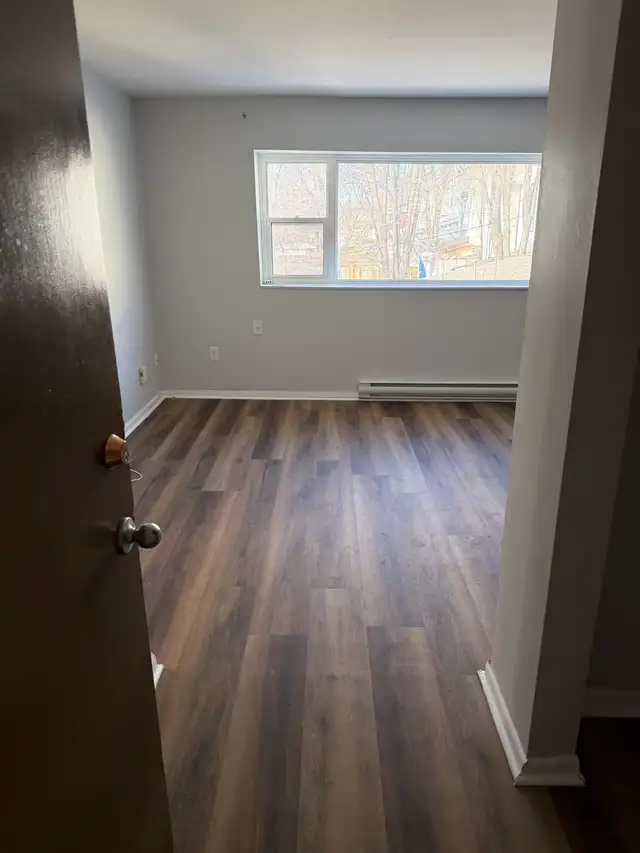 723 St. Matthew’s Ave - Photo 5