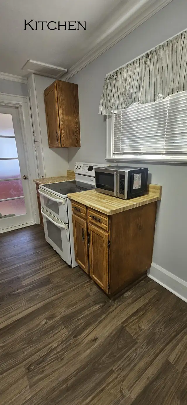 House For Rent - Bowmanville - Photo 8