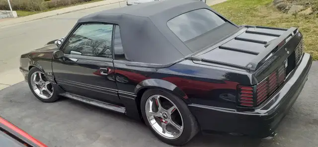 Ford Mustang GT convertible 1993 - Photo 5
