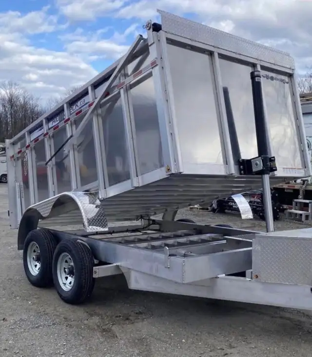 7 Ton Dumpster Bin Dump Trailer Rentals Ottawa - Photo 3