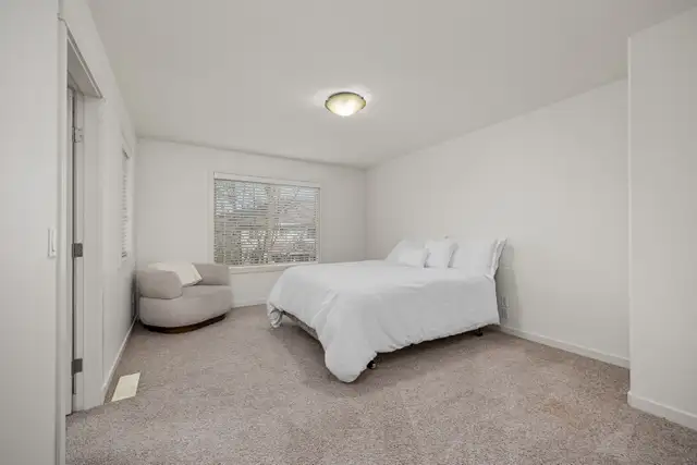 WALK TO EVERYTHIGN! 4 BED TOWNHOME IN GLENMORE! 12 218 Glen Park - Photo 7