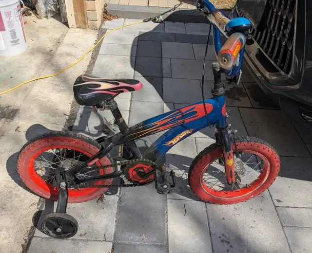 BICYLES 14"   16"  GREEN,   HOTWHEELS USED, WORKS - Photo 4