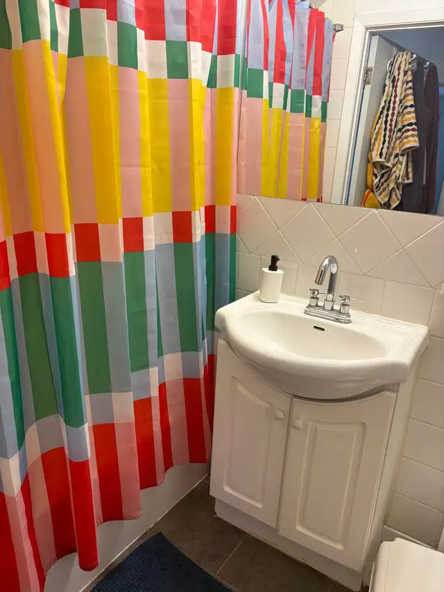 4 bedroom…Appliances Included….Near Lafontaine Park - Photo 8